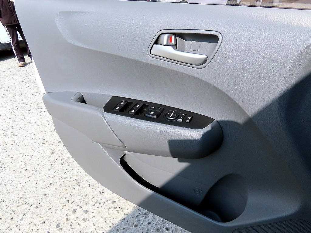 KIA Morning - Vista 11