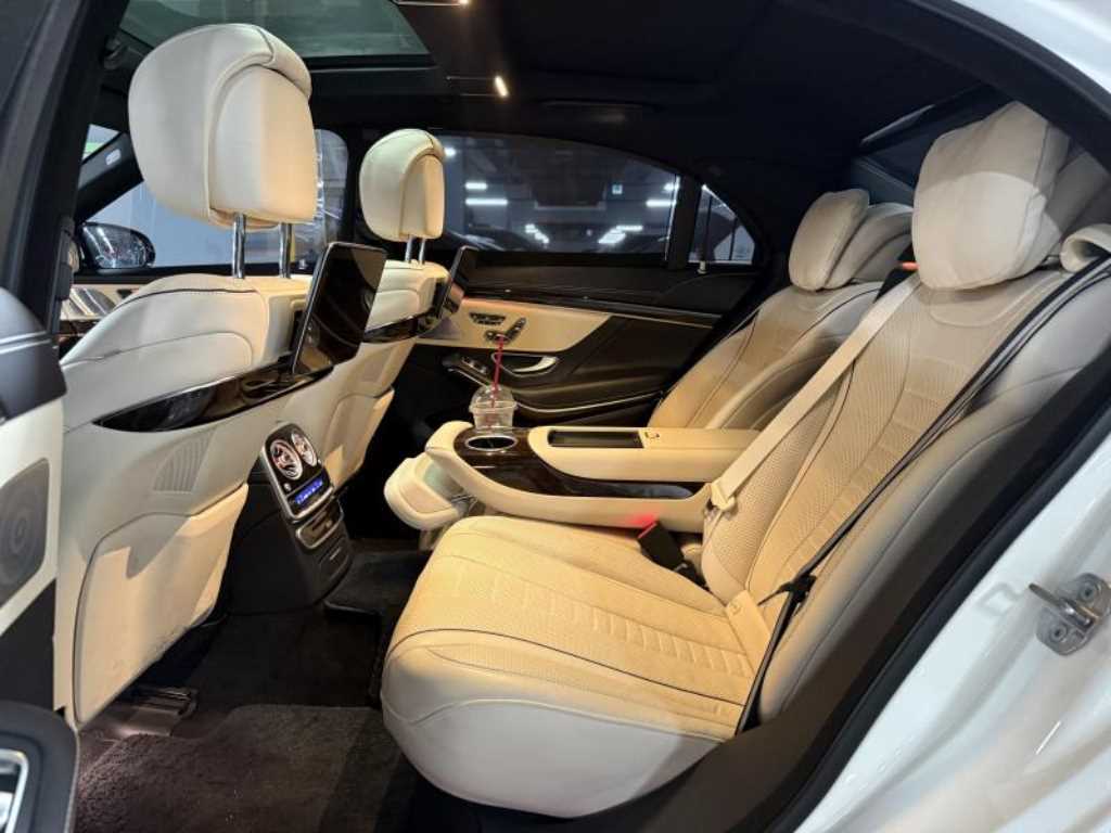 Mercedes Benz S Class - Vista 9
