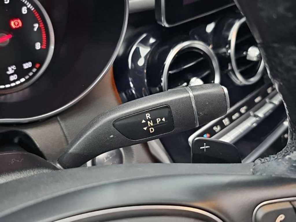 Mercedes Benz C Class 2016 Blanco - Importación desde Corea - HF Imports Iquique - Foto 13