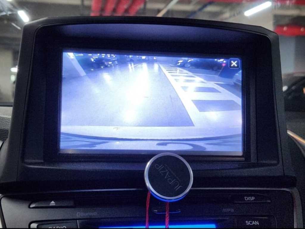 HYUNDAI Avante - Vista 11