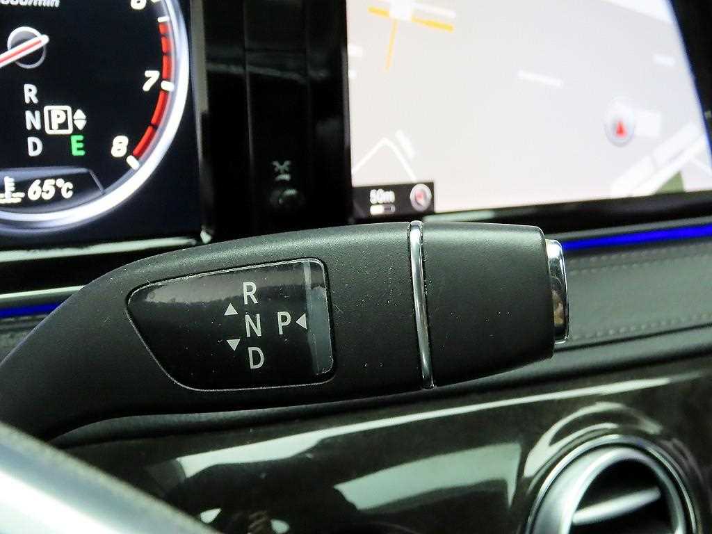 Mercedes Benz S Class - Vista 10