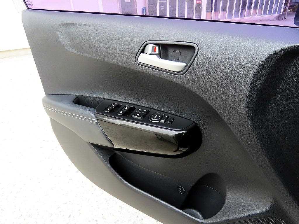 KIA Morning - Vista 11