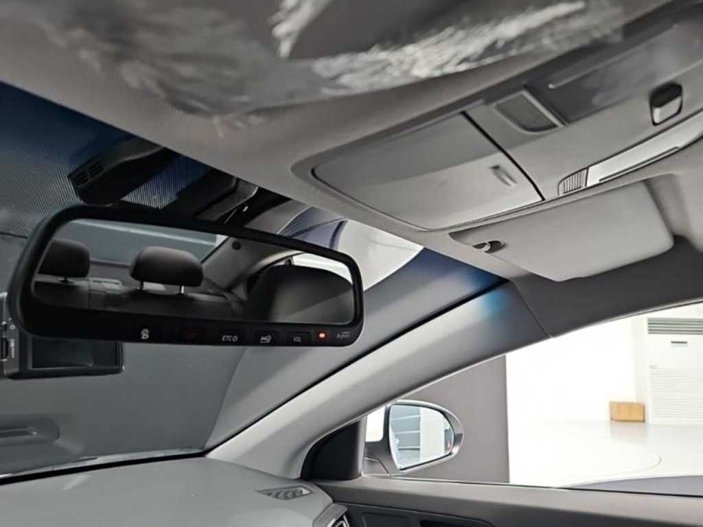 HYUNDAI Avante 2020 Blanco - Importación desde Corea - HF Imports Iquique - Foto 13