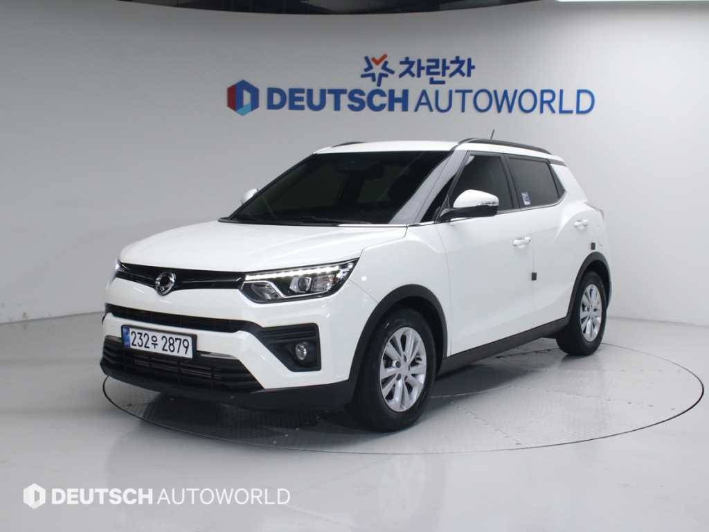 Ssangyong Tivoli 2021 Blanco - Importación desde Corea - HF Imports Iquique - Foto 1