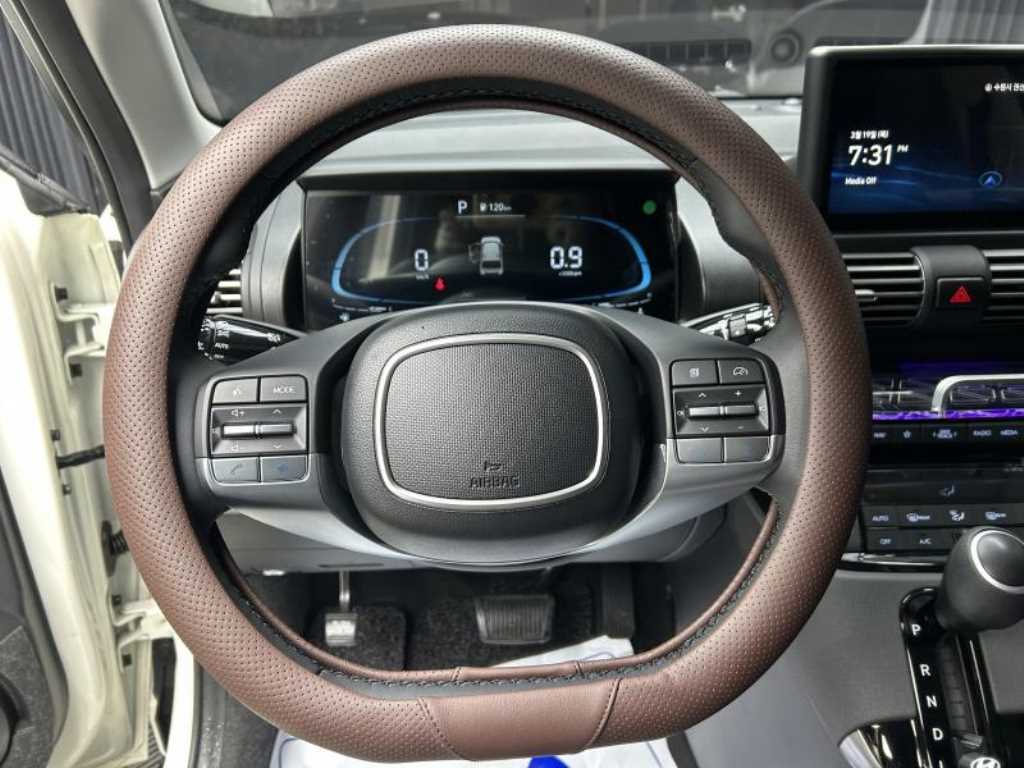 HYUNDAI Casper - Vista 9