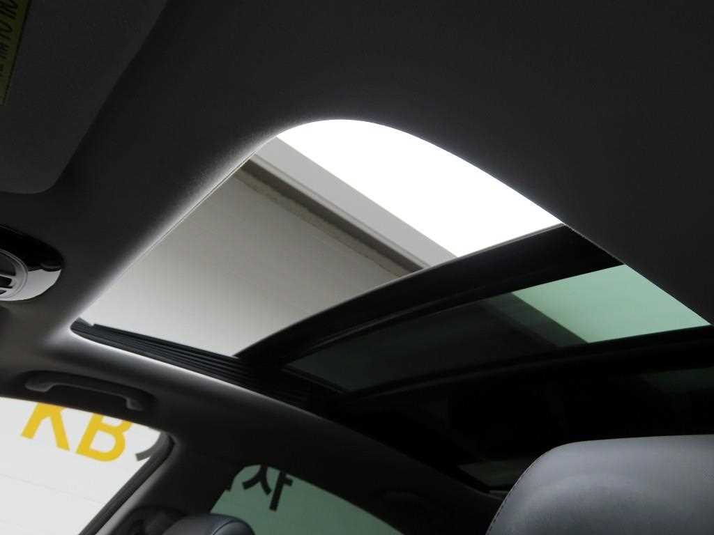 HYUNDAI Grandeur 2017 Negro - Importación desde Corea - HF Imports Iquique - Foto 16