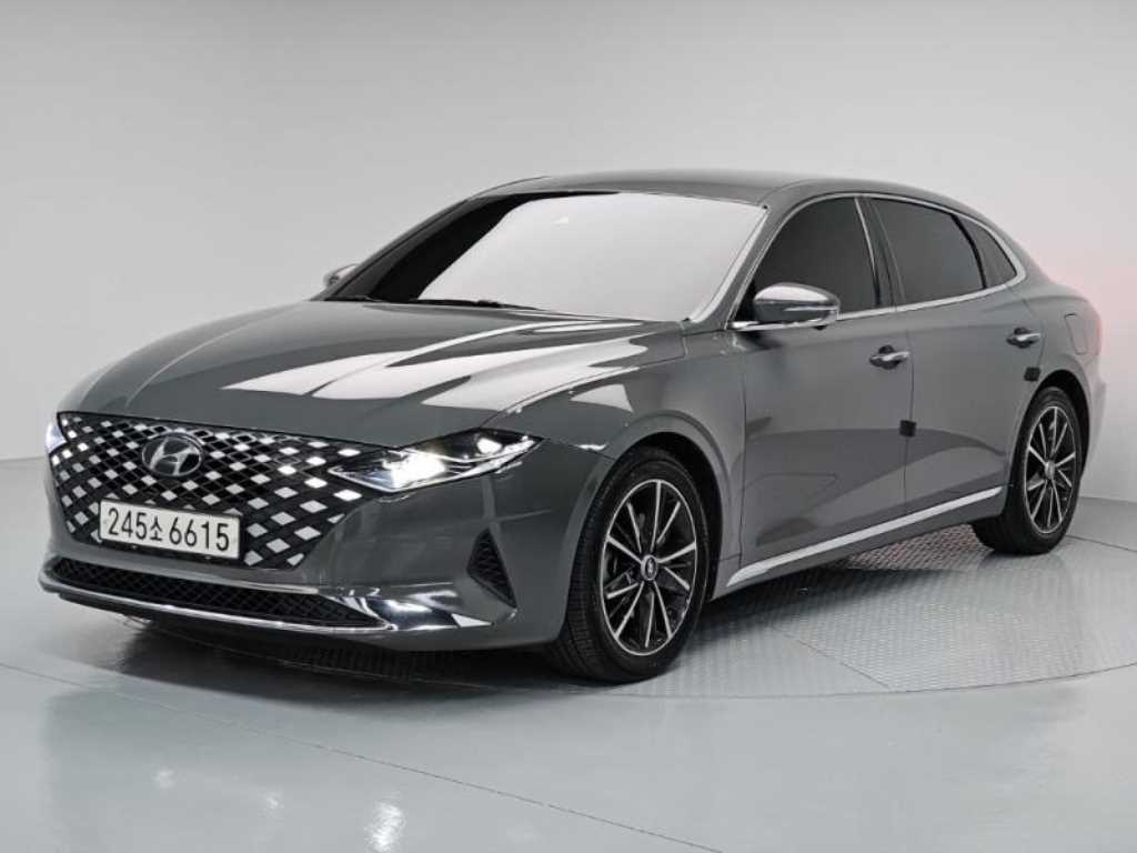 HYUNDAI Grandeur - Vista 2