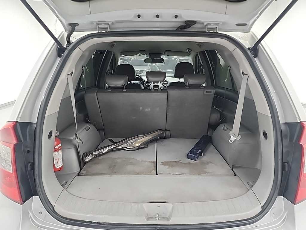 KIA Carens 2008 Plateado - Importación desde Corea - HF Imports Iquique - Foto 16