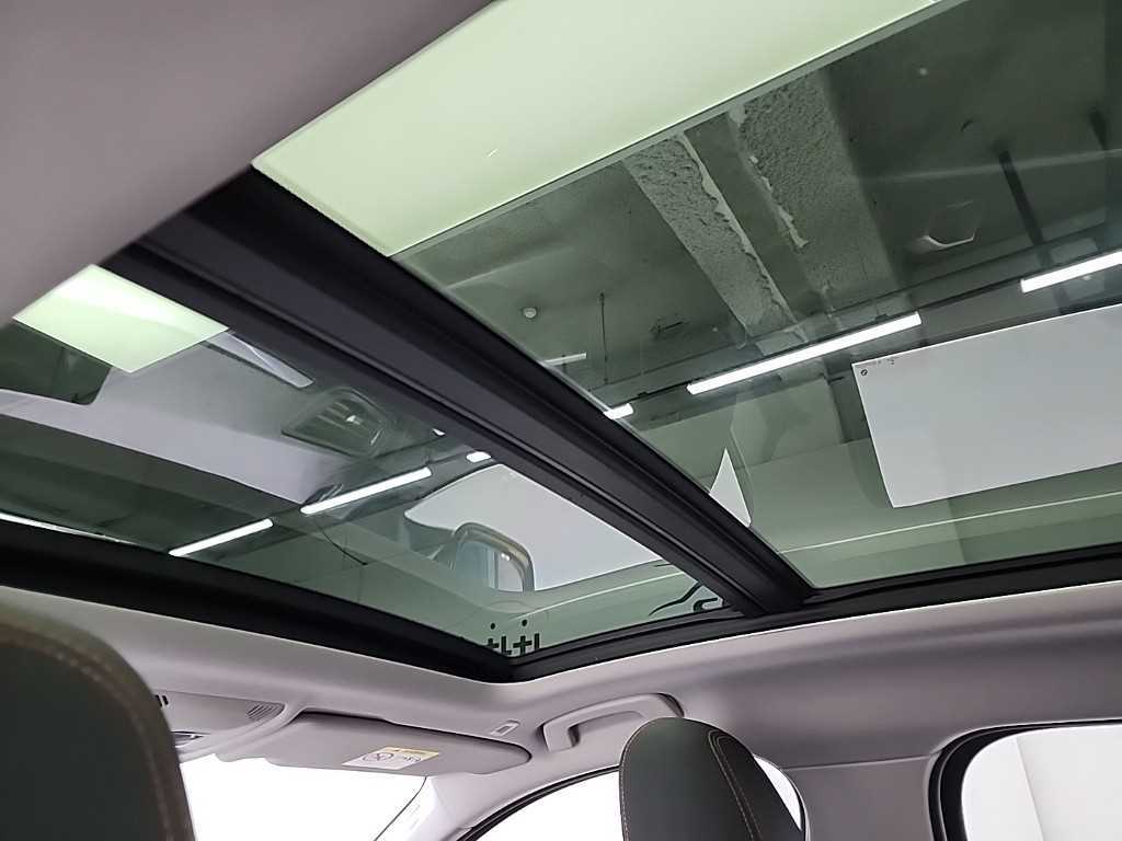 BMW 1 series 2021 Negro - Importación desde Corea - HF Imports Iquique - Foto 14