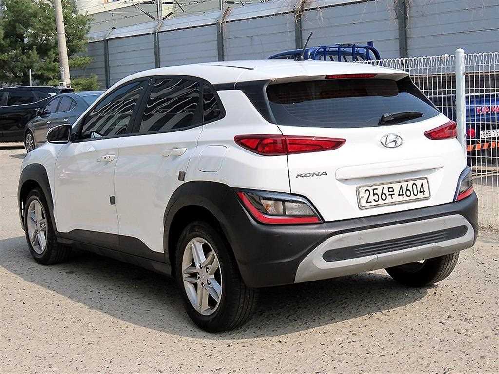 HYUNDAI Kona - Vista 3
