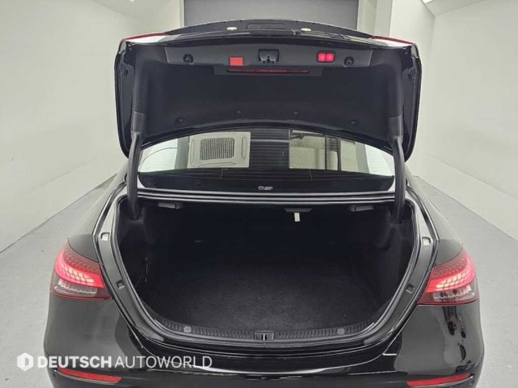Mercedes Benz E class 2022 Negro - Importación desde Corea - HF Imports Iquique - Foto 19