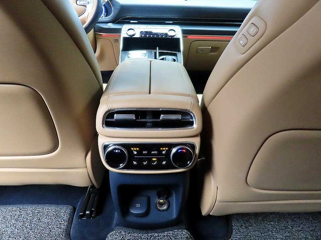 Genesis GV80 2021 Blanco - Importación desde Corea - HF Imports Iquique - Foto 16