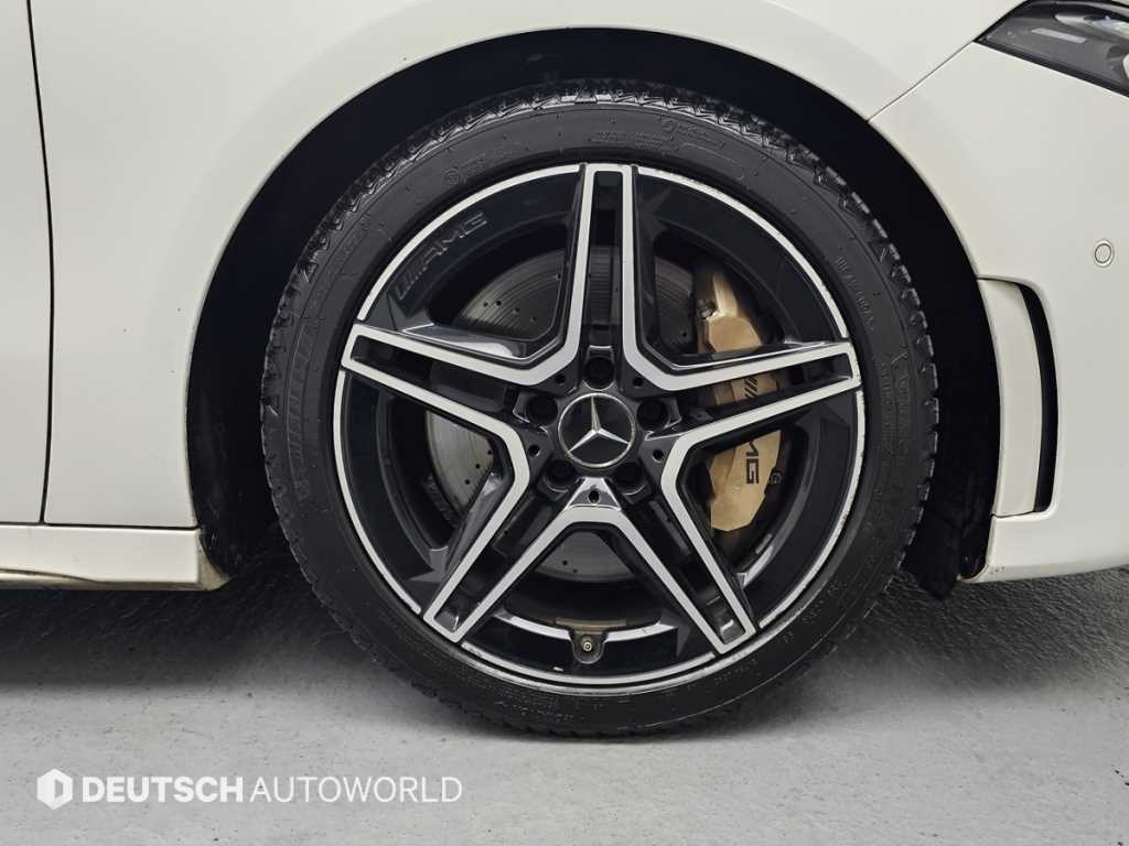 Mercedes Benz A Class - Vista 5