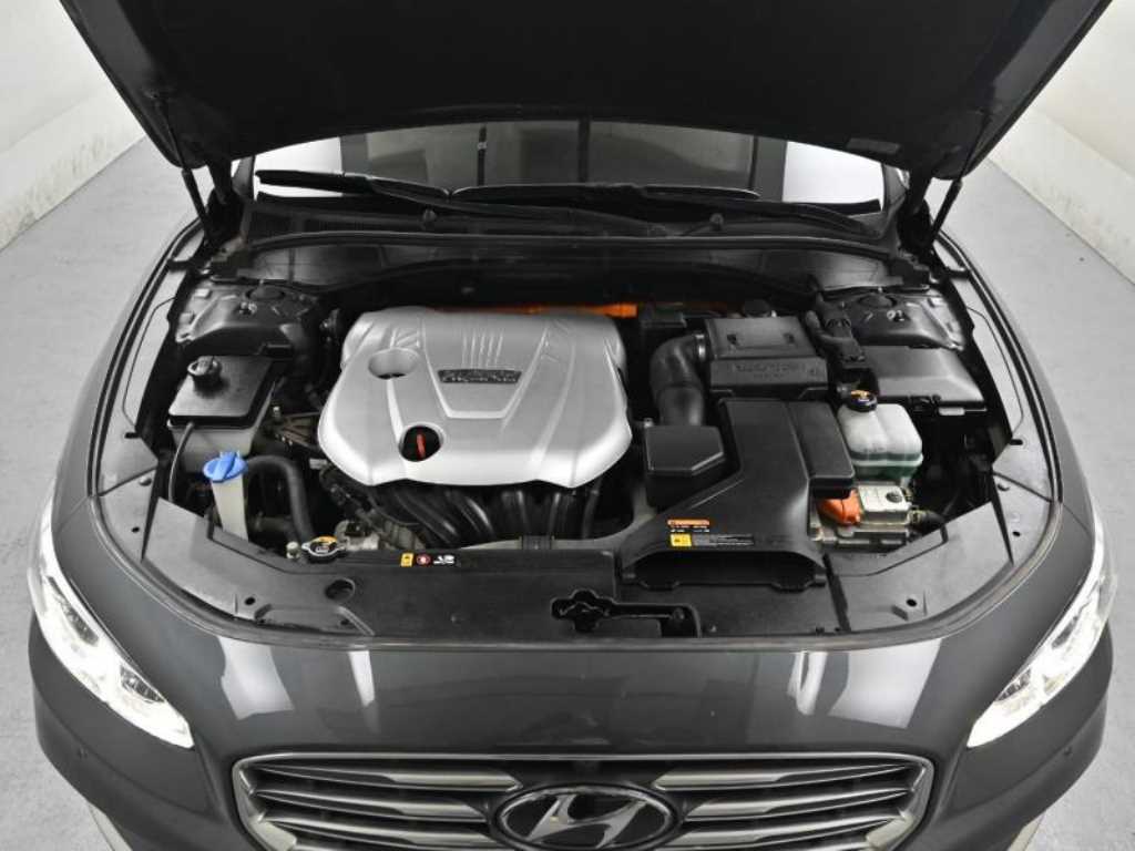 HYUNDAI Grandeur - Vista 6