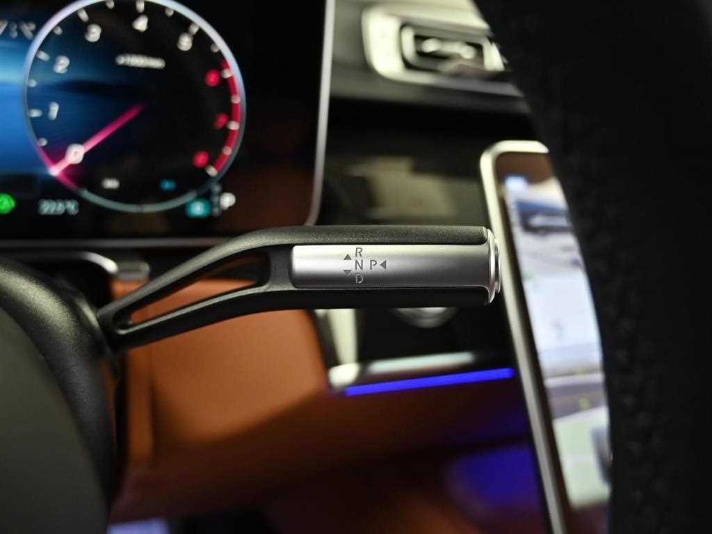 Mercedes Benz S Class - Vista 9