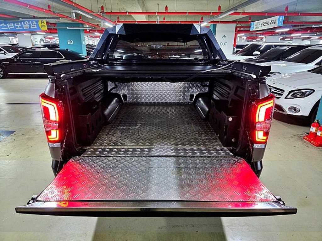 Ssangyong Rexton - Vista 10