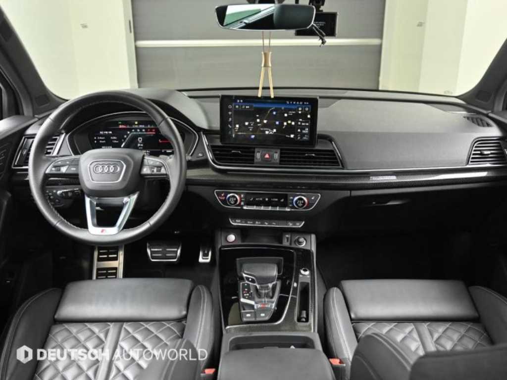 Audi SQ5 - Vista 7