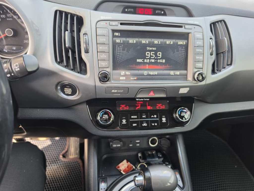 KIA Sportage - Vista 6