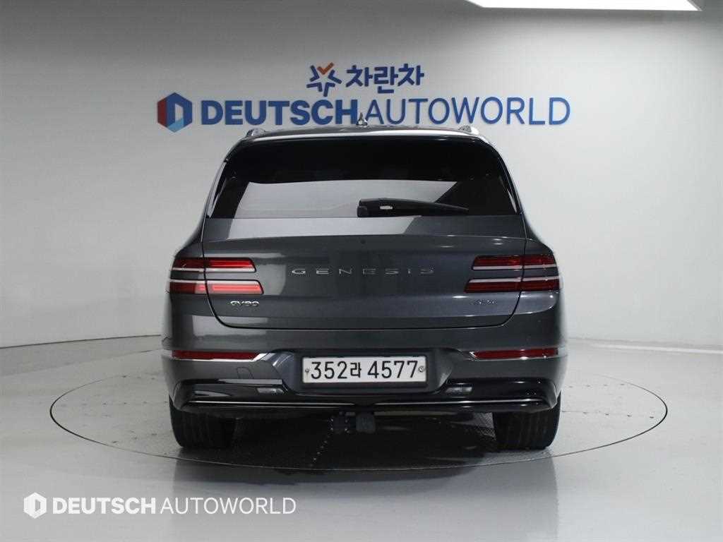 Genesis GV80 - Vista 4