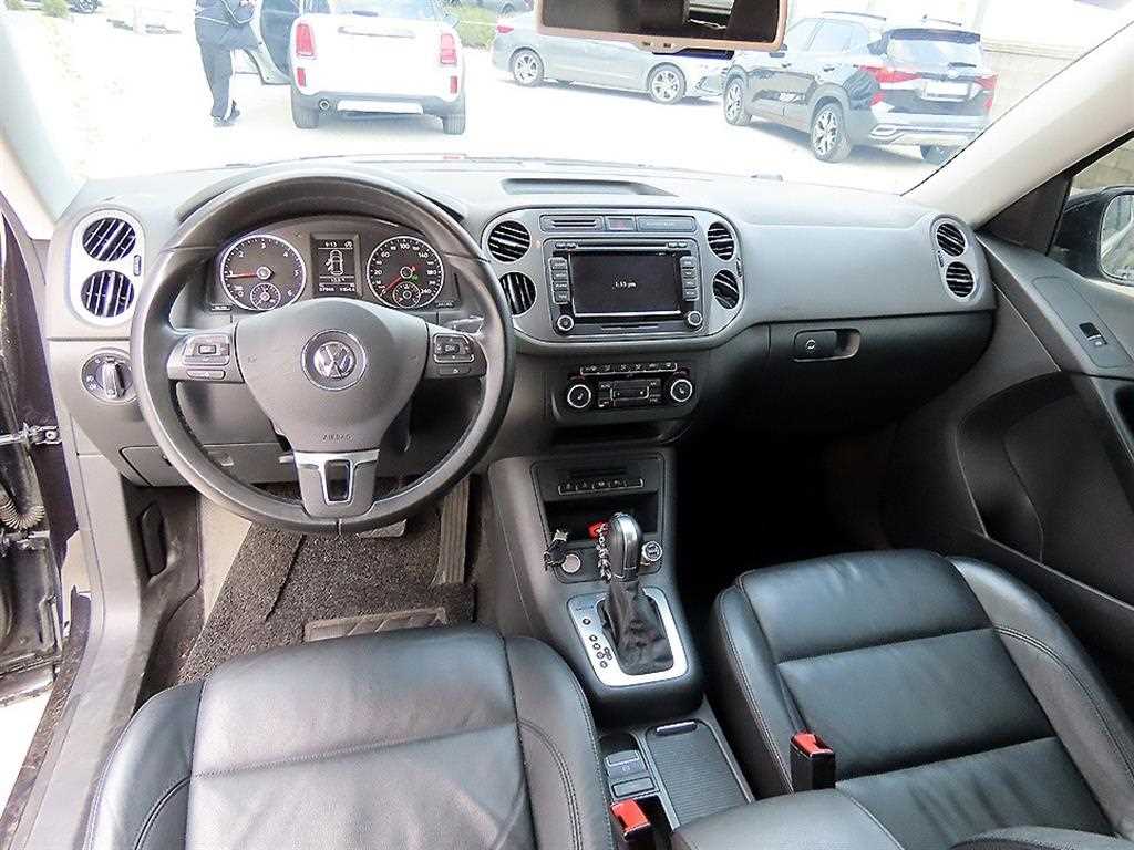Volkswagen Tiguan - Vista 7