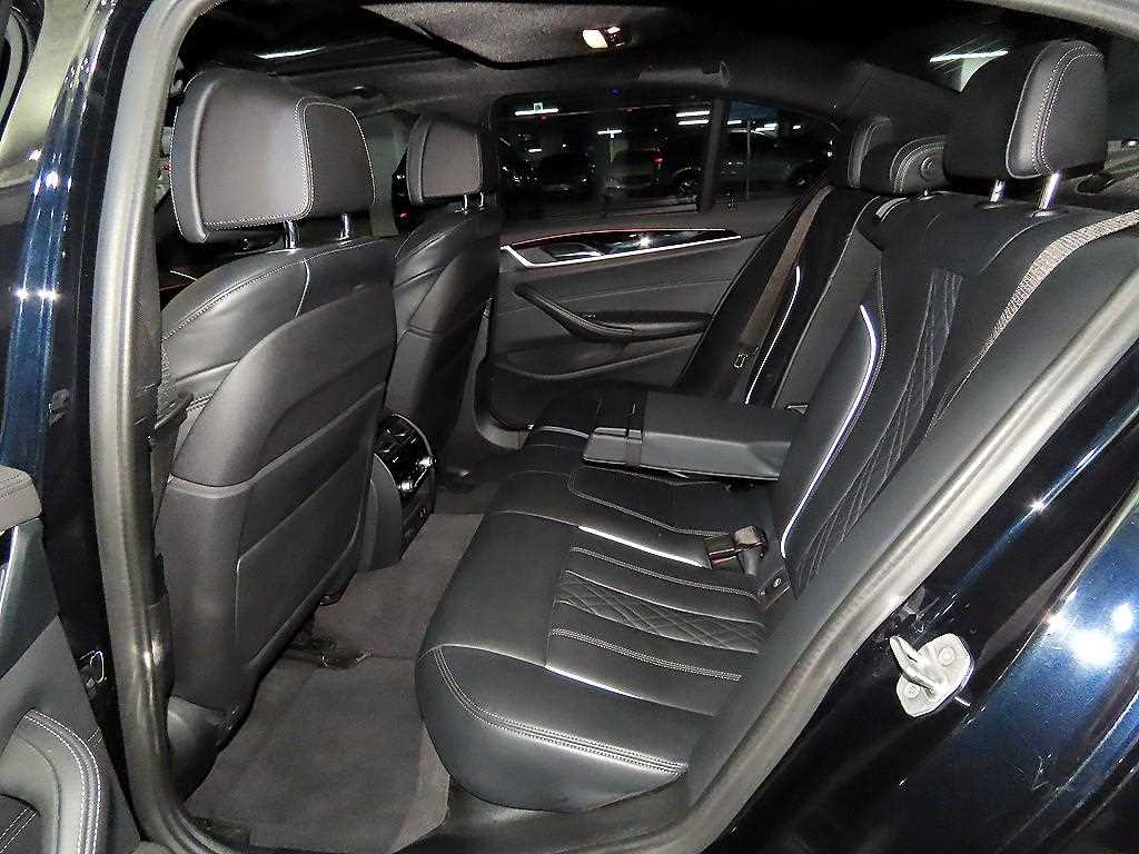 BMW 5 Series - Vista 7