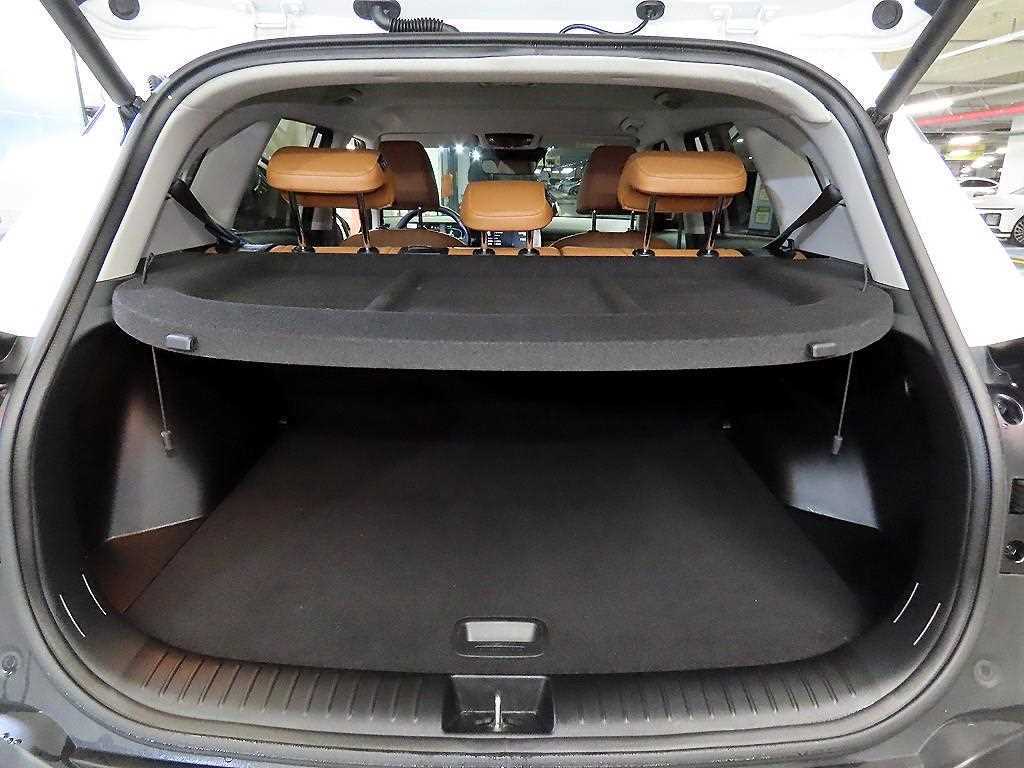 KIA Seltos 2025 Blanco - Importación desde Corea - HF Imports Iquique - Foto 17