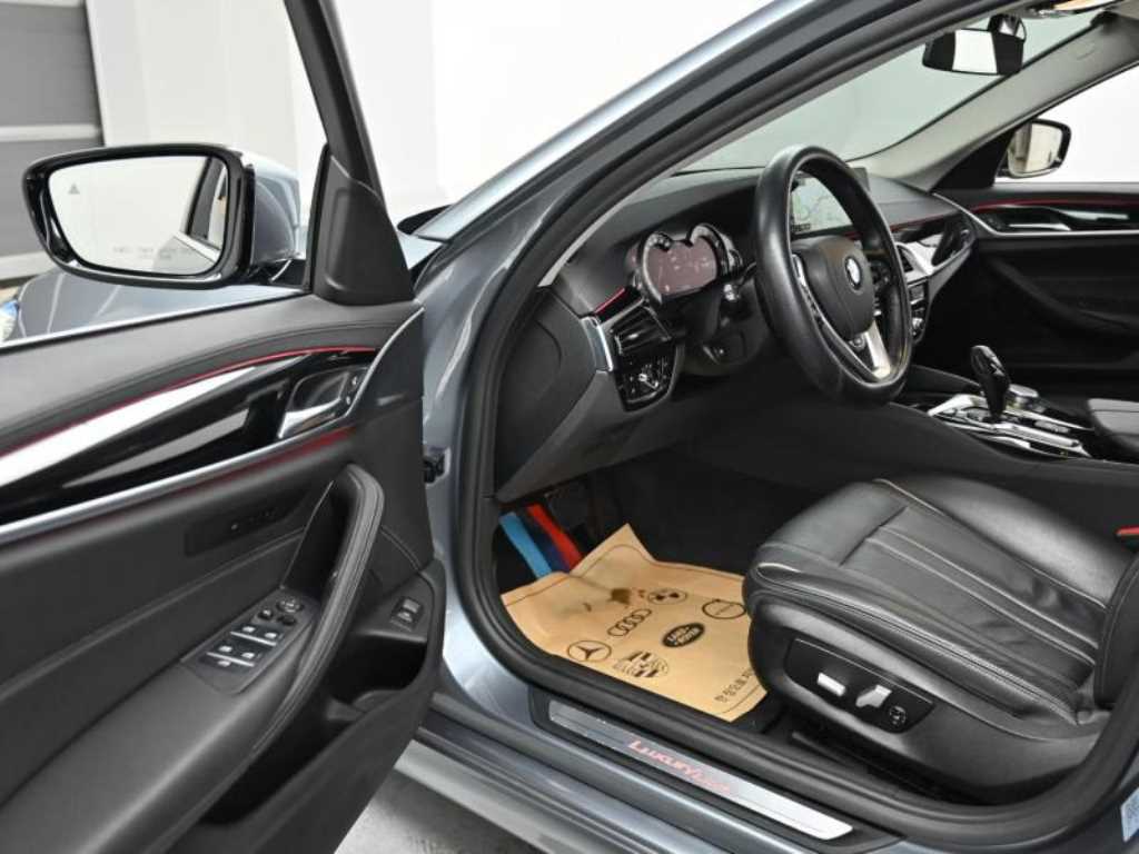 BMW 5 Series - Vista 11