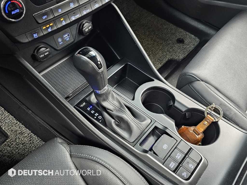 HYUNDAI Tucson - Vista 9