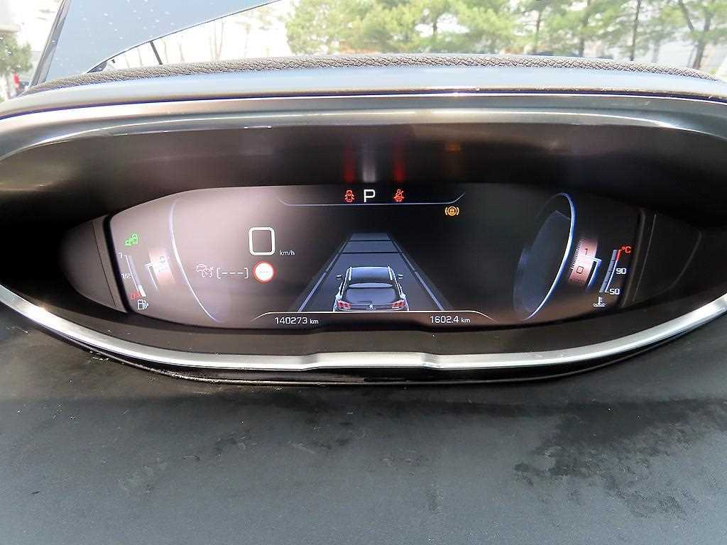 Peugeot 5008 - Vista 9