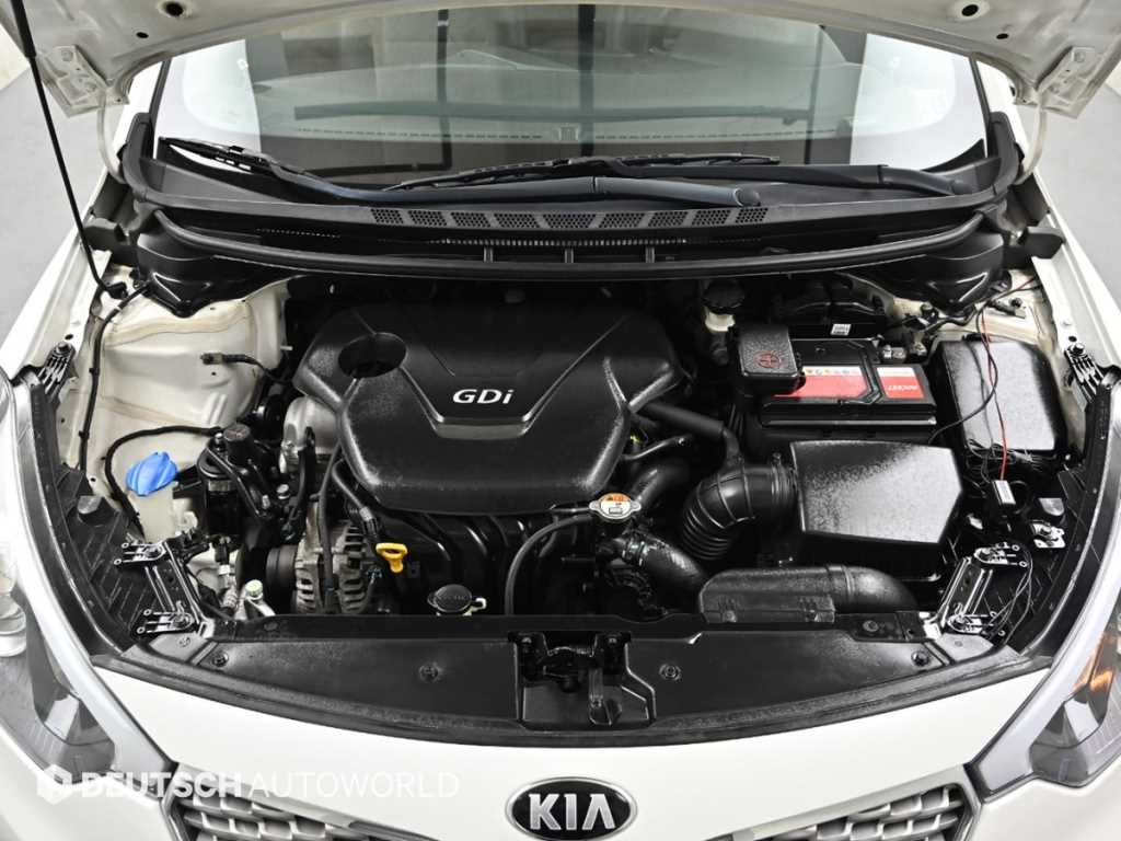 KIA K3 - Vista 6