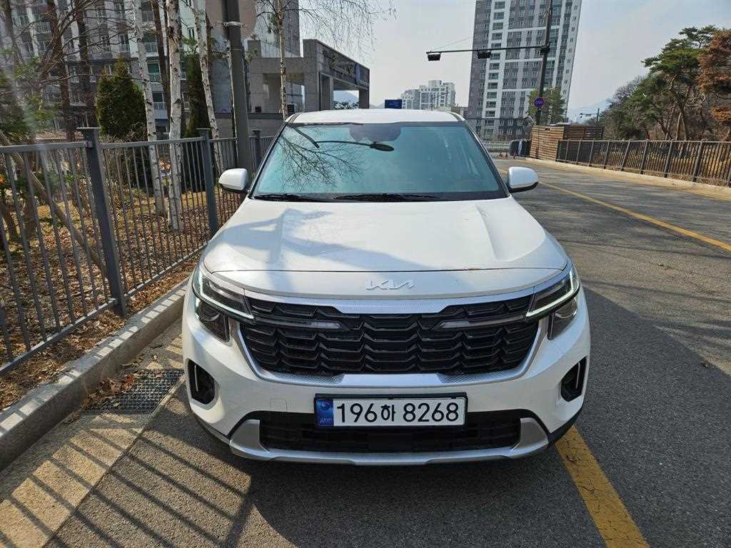 KIA Seltos 2024 Blanco - Importación desde Corea - HF Imports Iquique - Foto 1