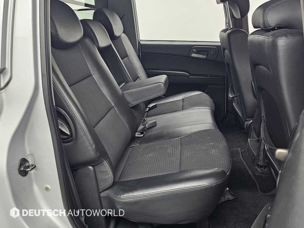 Ssangyong Korando - Vista 12