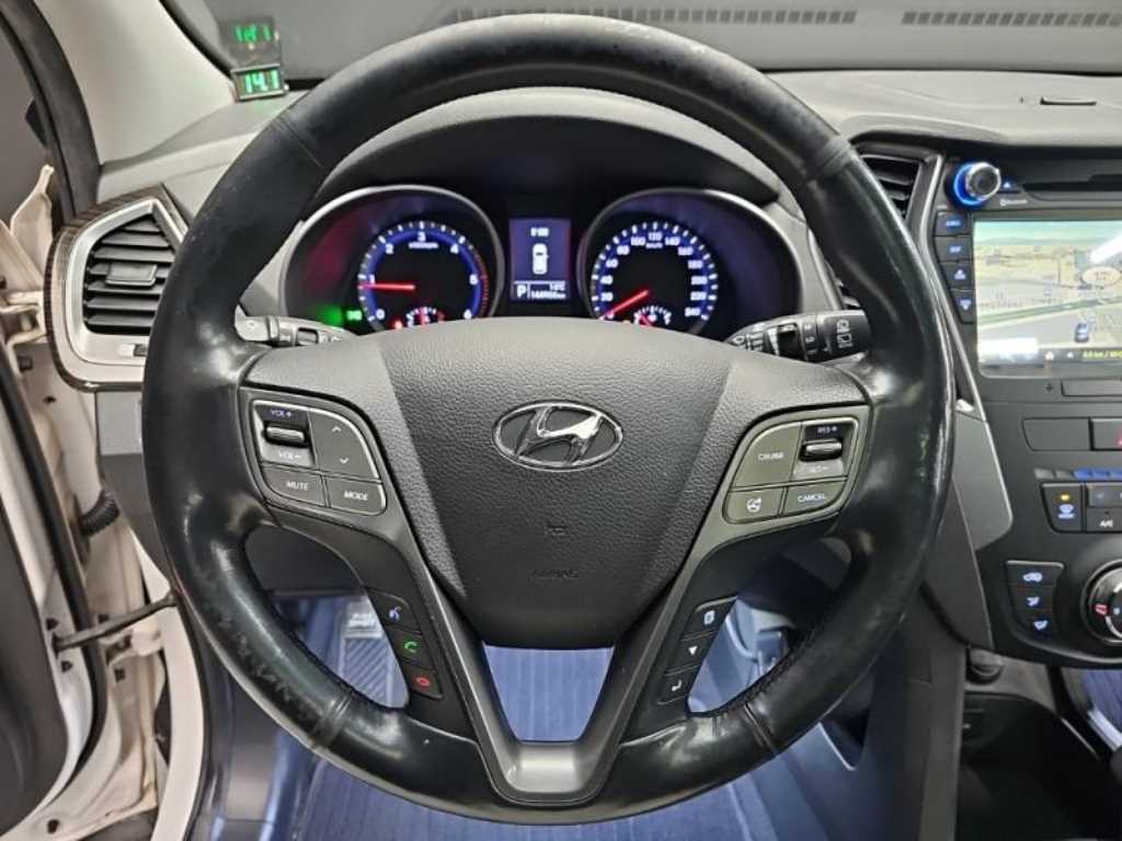 HYUNDAI Santa Fe - Vista 6