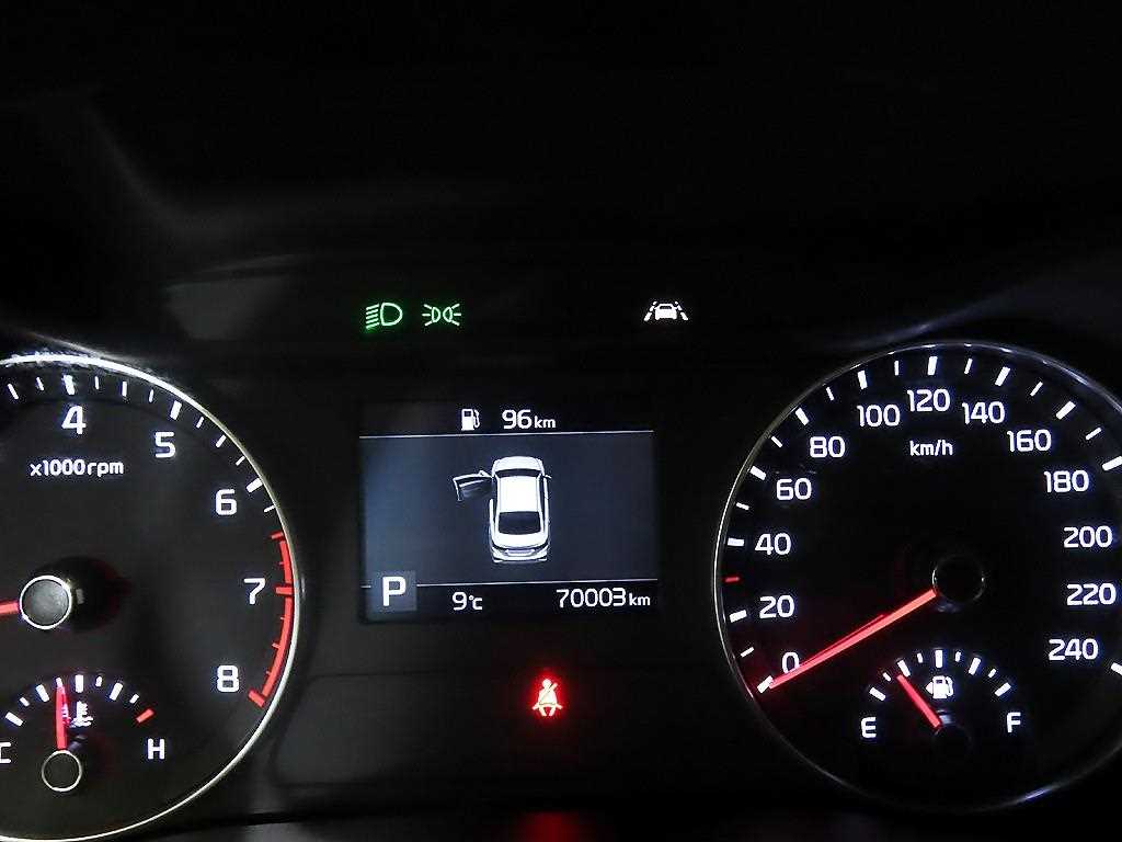 KIA K3 - Vista 9