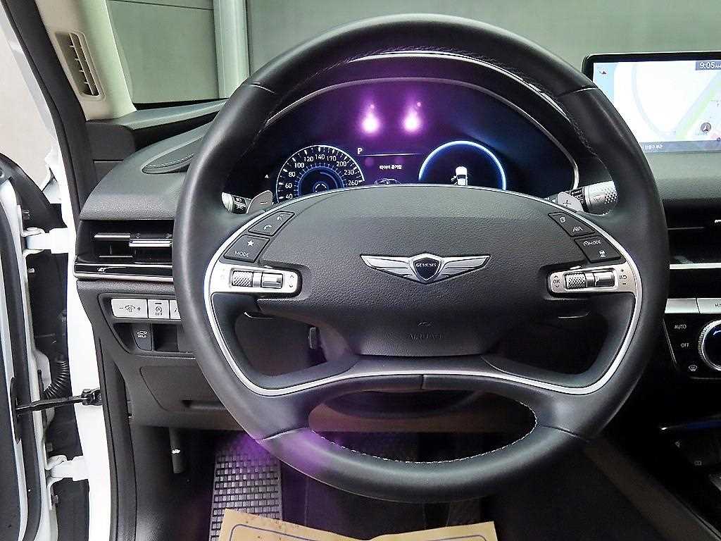 Genesis G80 - Vista 9