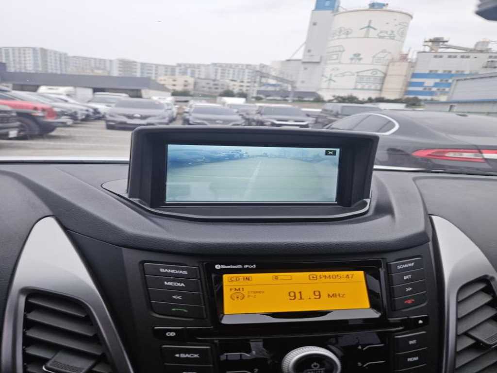 Ssangyong Korando - Vista 9