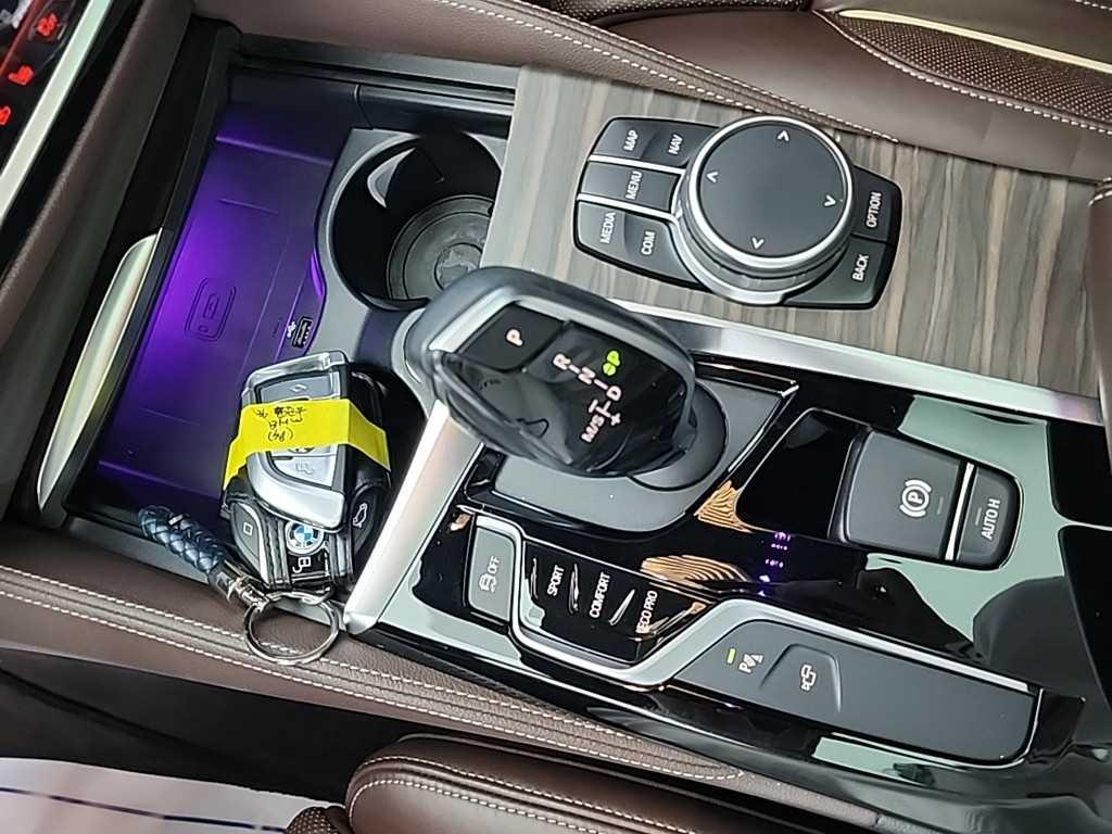 BMW 5 Series - Vista 8