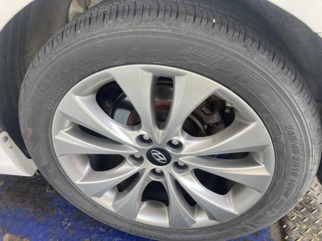 HYUNDAI Grandeur 2012 Blanco - Importación desde Corea - HF Imports Iquique - Foto 16