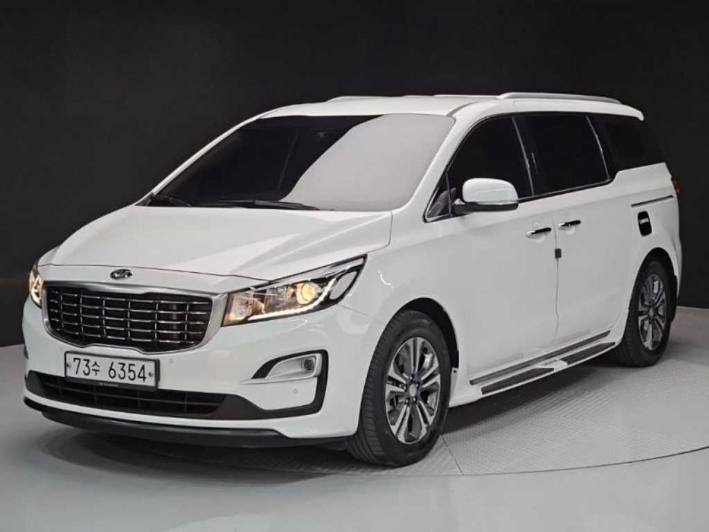KIA Carnival - Vista 2