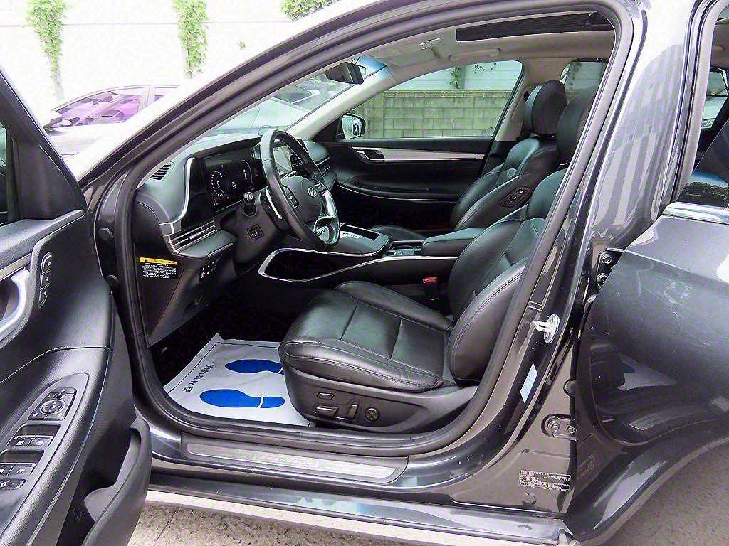 HYUNDAI Grandeur - Vista 5