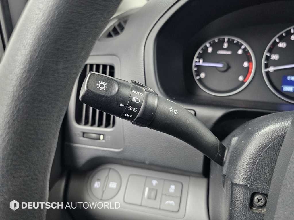 HYUNDAI Starex 2017 Gris - Importación desde Corea - HF Imports Iquique - Foto 16