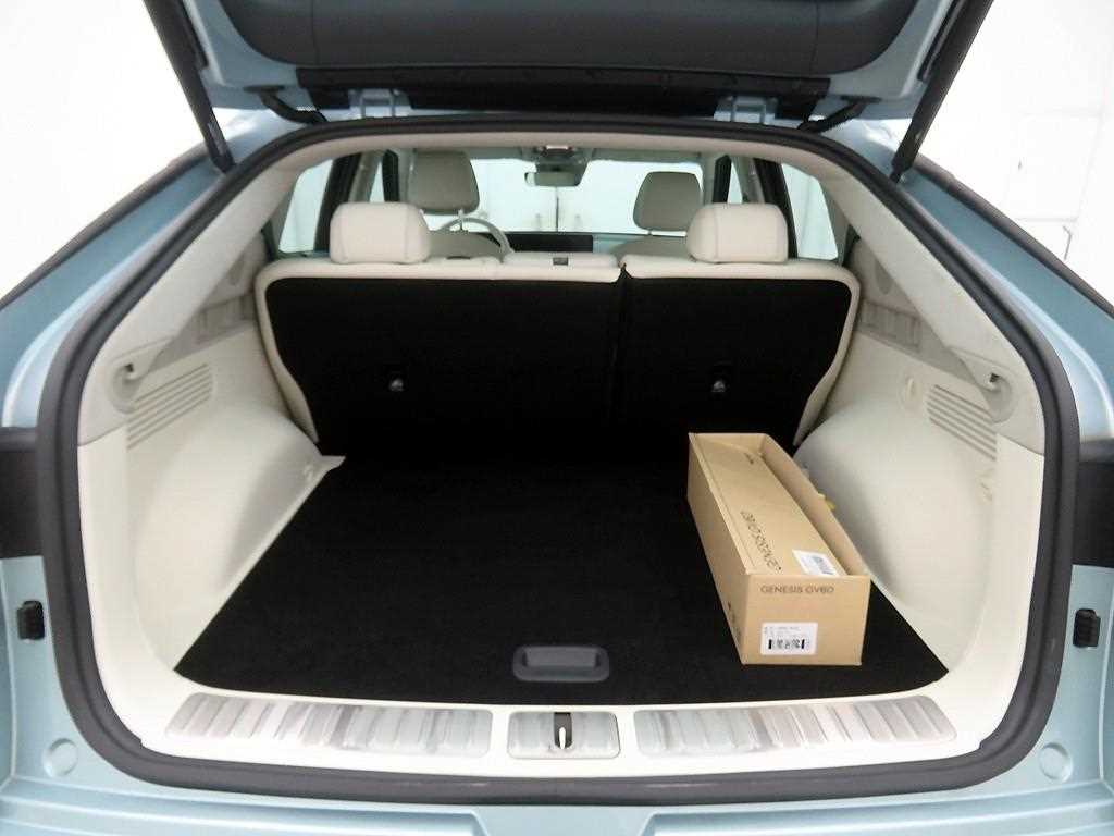 Genesis GV60 - Vista 5