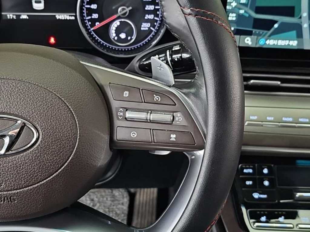 HYUNDAI Grandeur - Vista 8