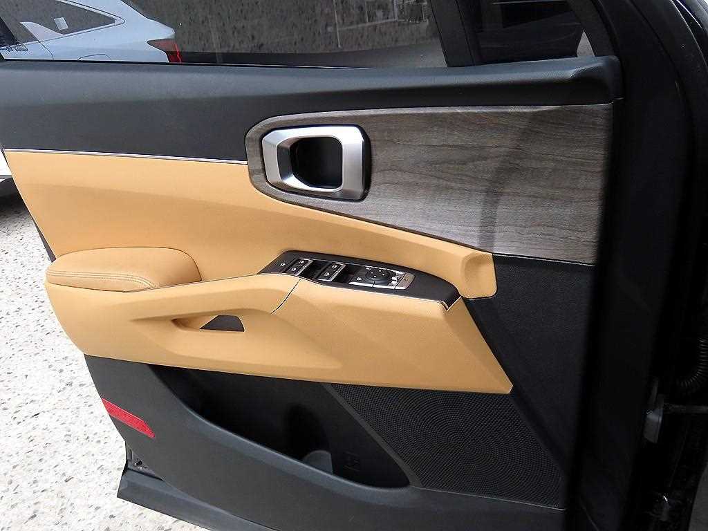 KIA Sorento - Vista 11