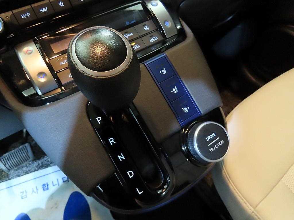 HYUNDAI Casper - Vista 12