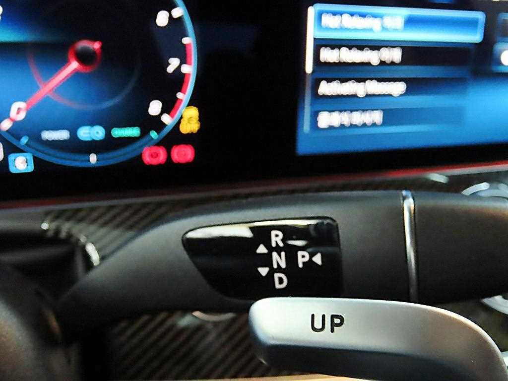 Mercedes Benz CLS Class - Vista 10