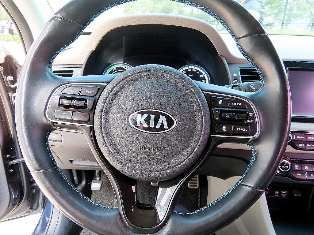 KIA Niro - Vista 8