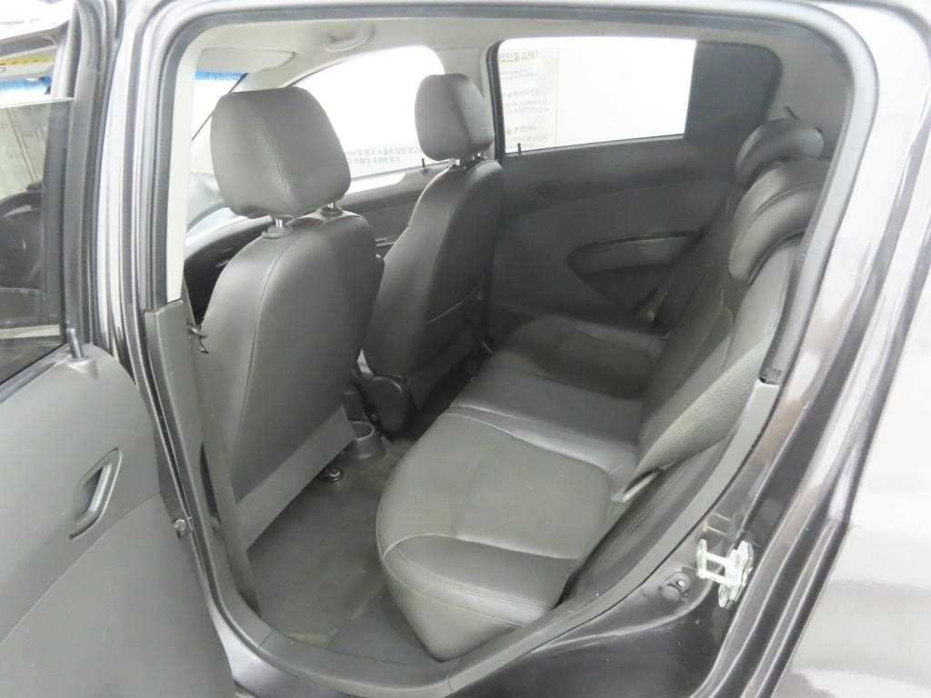 Chevrolet Spark - Vista 6