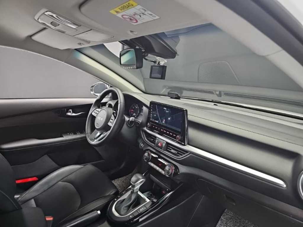 KIA K3 2024 - Importación desde Corea - HF Imports Iquique - Foto 13