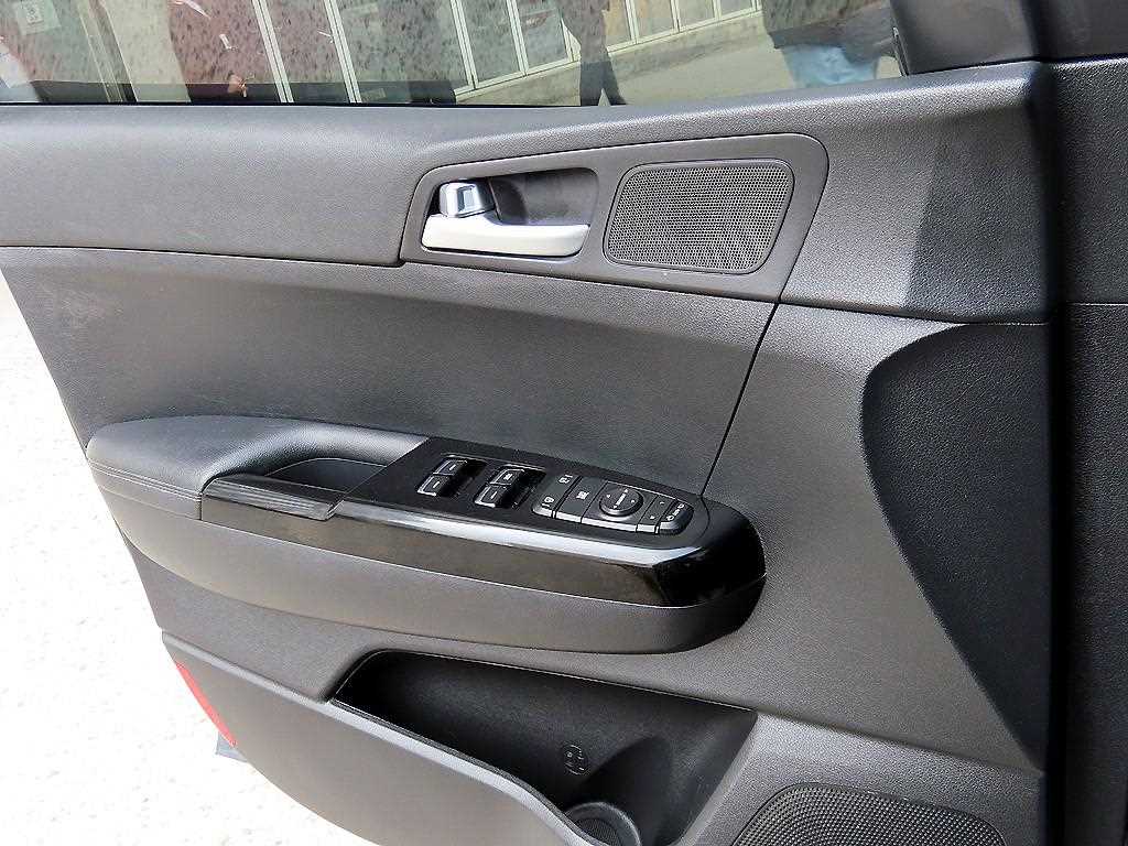 KIA Sportage - Vista 11